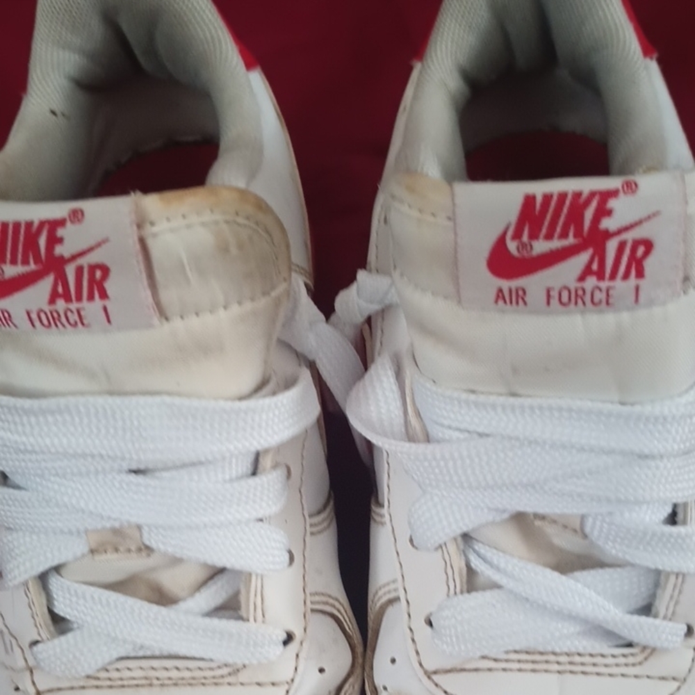 Nike Air Kids Sneakers in Red and White Size 5Y Good Condition 👟 - Picture 6 of 13